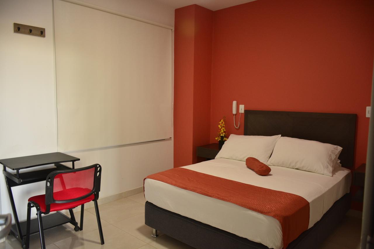 Hotel Confort Ariari Granada  Exterior photo